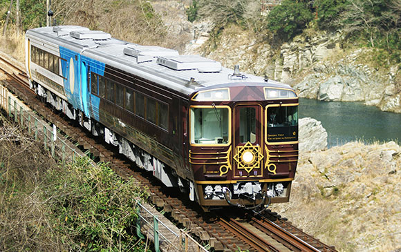高松 -105km -高知駅－保證席：【四國黎明物語．立志之抄(保證席OK)】－窪川駅－60km－高知 Day 02 － 03